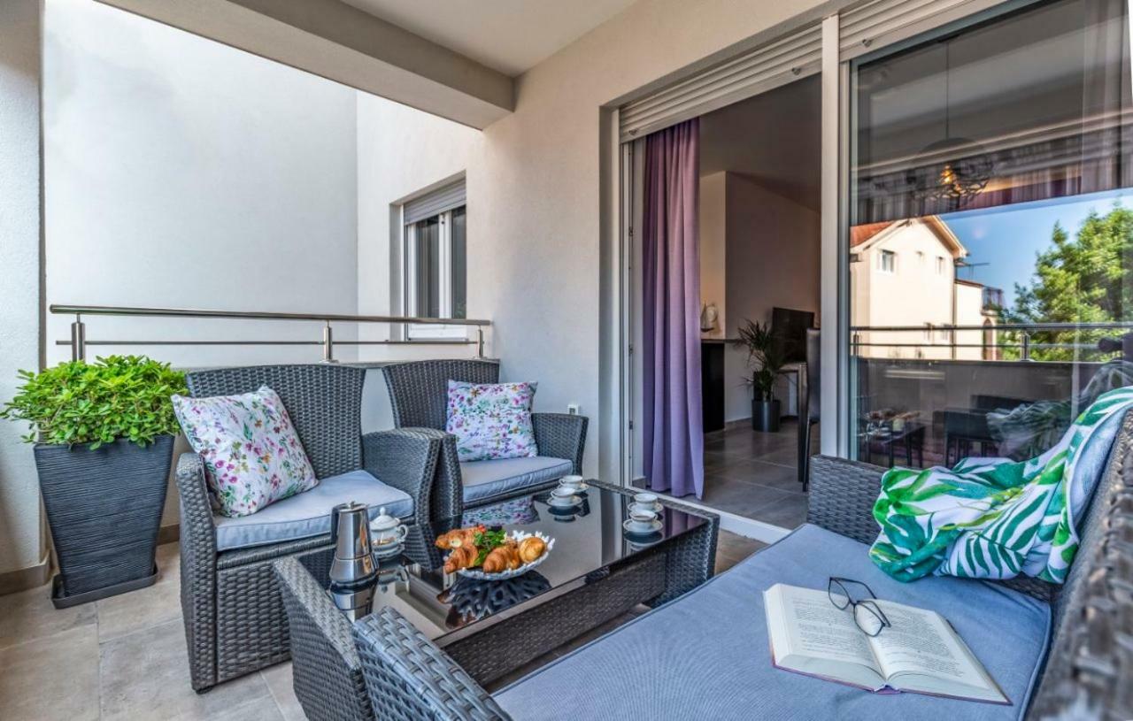 מדולין Apartment Sabina מראה חיצוני תמונה