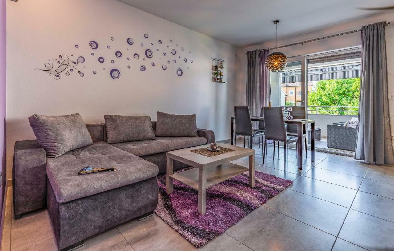 מדולין Apartment Sabina מראה חיצוני תמונה