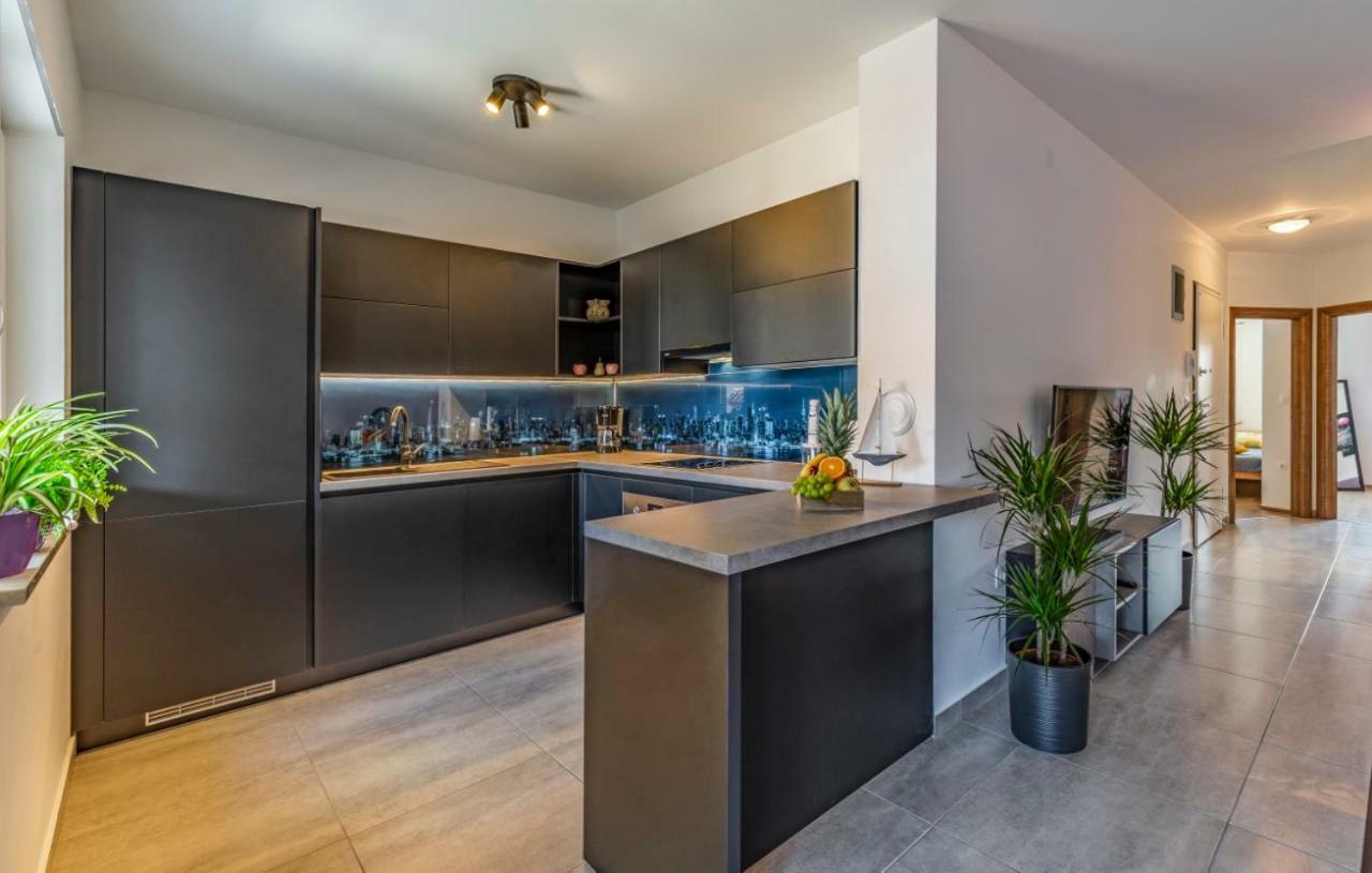 מדולין Apartment Sabina מראה חיצוני תמונה